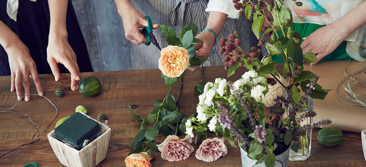フラワーアレンジメント教室のホームページに必要なコンテンツ